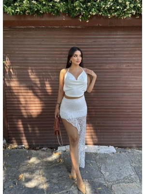 Beyaz Degaje Yaka Dantelli Etek Takım