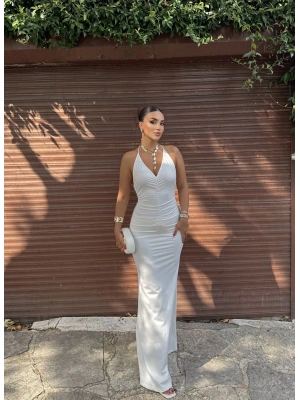 Beyaz Boyundan Bağlamalı Göğüs Büzgü Elbise