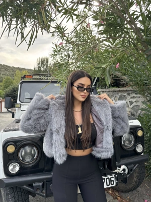 Gri Kapüşonlu Crop Kürk