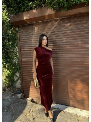 Bordo Simli Kadife Omuz Detay Uzun Elbise