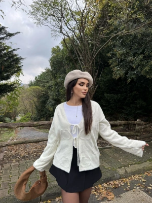 Bej Bağlamalı Yumoş Kazak