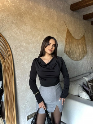 Gri Yırtmaçlı Kaşe Etek