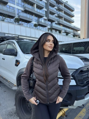 Kahverengi Kapüşonlu Range Mont