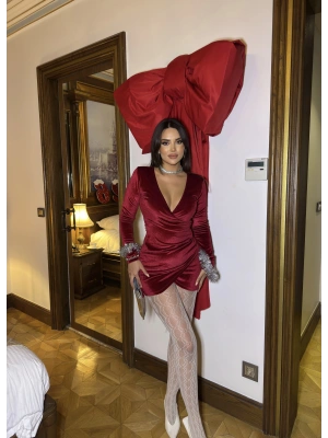 Kırmızı Kruvaze Yaka Kadife Elbise