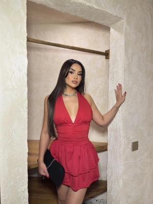 Kırmızı Fırfırlı Şortlu Mini Elbise