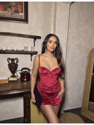 Kırmızı Kadife Taşlı Mini Elbise