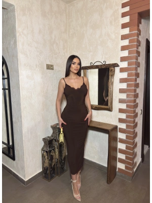 Kahverengi Dantel Detay Uzun Elbise