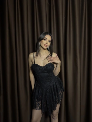 Siyah Askılı Sırt Detay Dantel Elbise