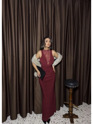 Bordo Dantel Detay Derin Degaje Yaka Elbise