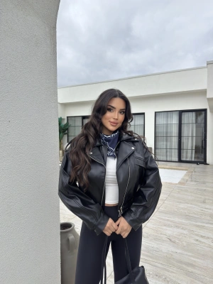 Siyah Deri Beli Lastikli Premium Ceket