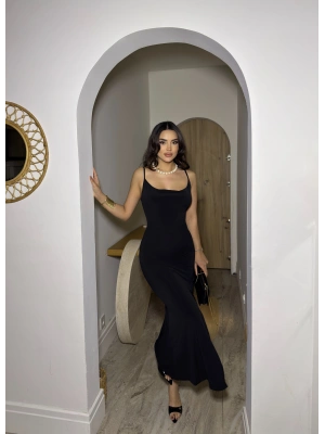 Siyah Degaje Yaka Uzun Elbise