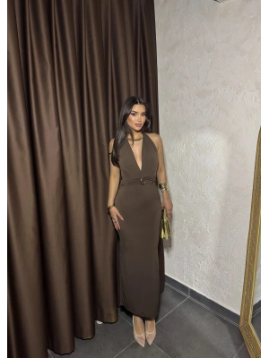 Kahverengi G Tokalı Uzun Elbise