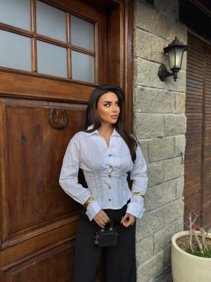 Beyaz Gold Düğmeli Korseli Gömlek