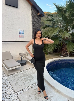 Siyah Sırt Çapraz Askılı Elbise