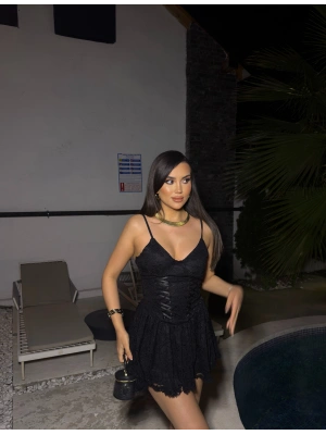 Siyah Korseli Mini Elbise