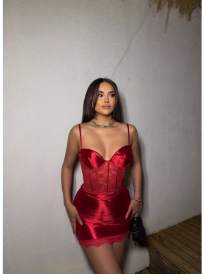 Kırmızı Saten Dantel Detay Etek Takım