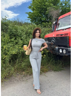 Mint Yeşili Düşük Omuz Eskobar Takım