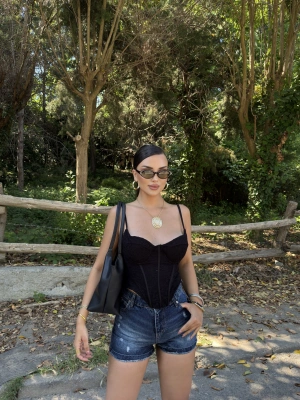 Siyah Kuşgözü Güpür Detay Korse