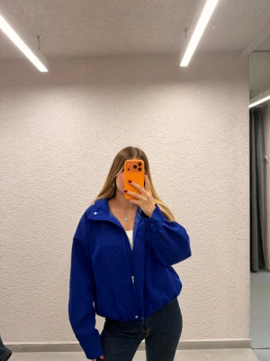Saks Mavisi Bomber Trençkot