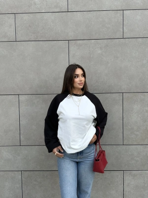 Siyah Çift Renk Bisiklet Yaka Sweatshırt