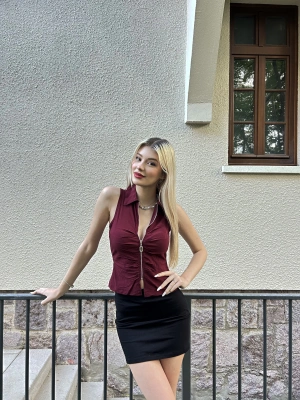 Bordo Polo Yaka Fermuar Detay Bluz