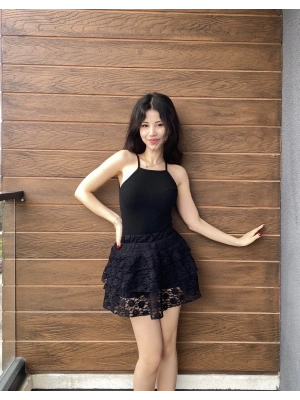 Siyah Dantel Detay Şort Etek