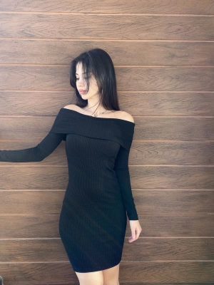 Siyah Madonna Yaka Elbise