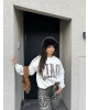 Beyaz Nakışlı Oversize Sweatshirt