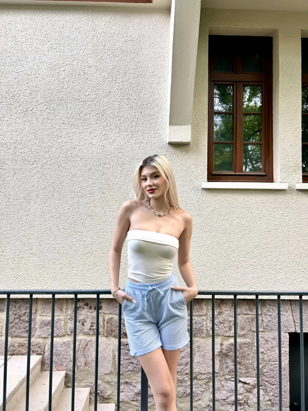 Mavi Çizgili Şort