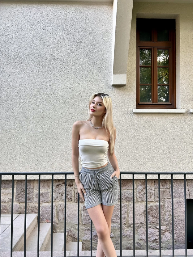 Siyah Çizgili Şort