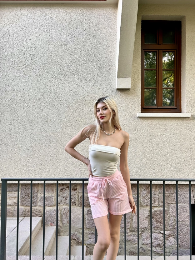 Pembe Çizgili Şort