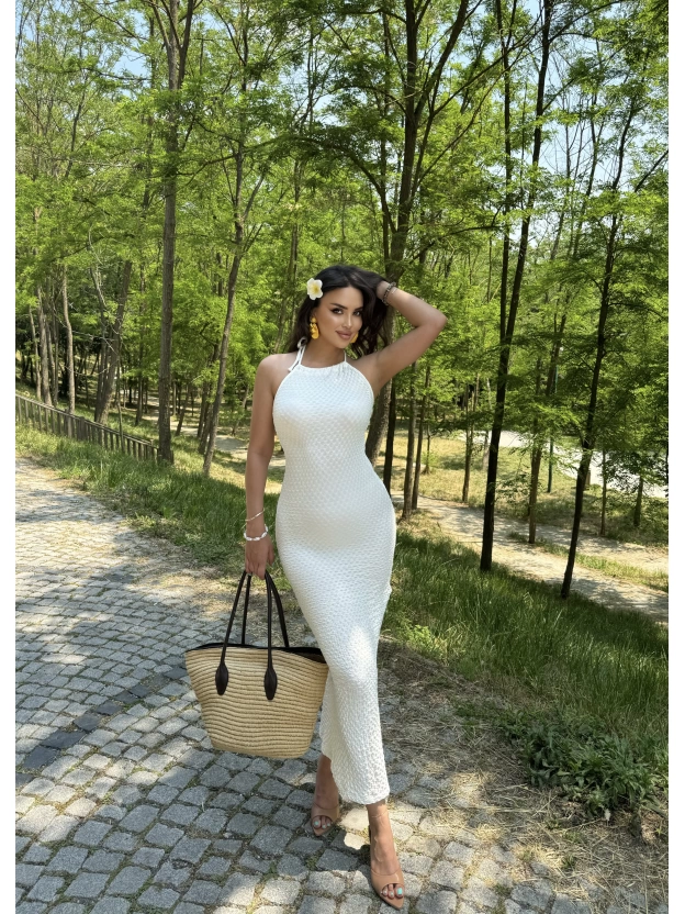 Beyaz Boyundan Bağlamalı Bürümcük Uzun Elbise