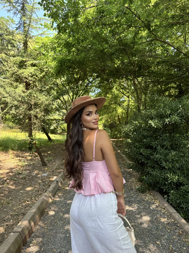 Pembe Askılı Düğme Detay Basic Bluz