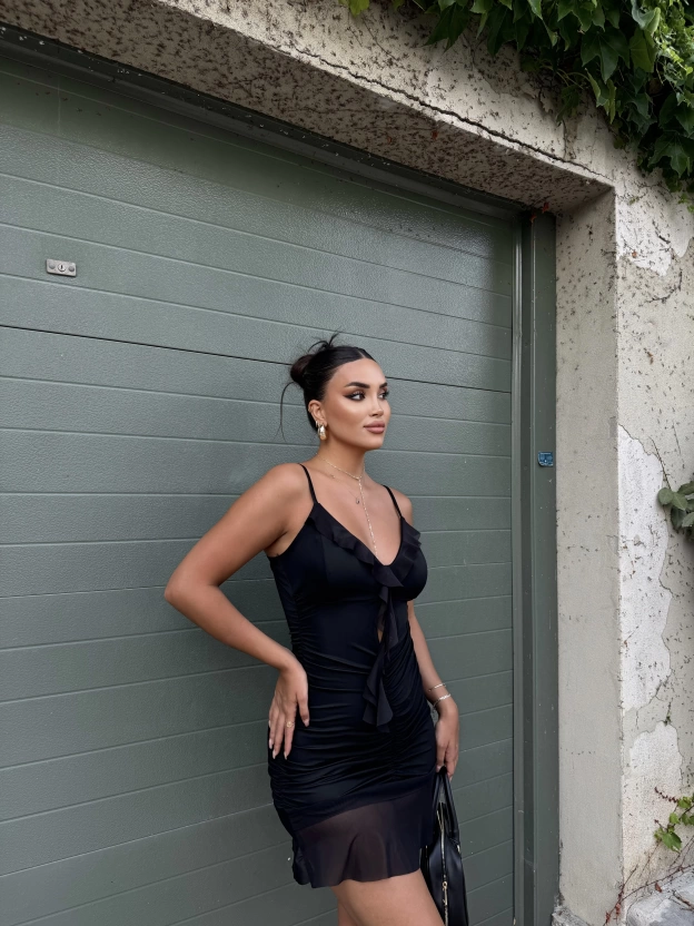 Siyah Askılı Tül Detay Mini Elbise