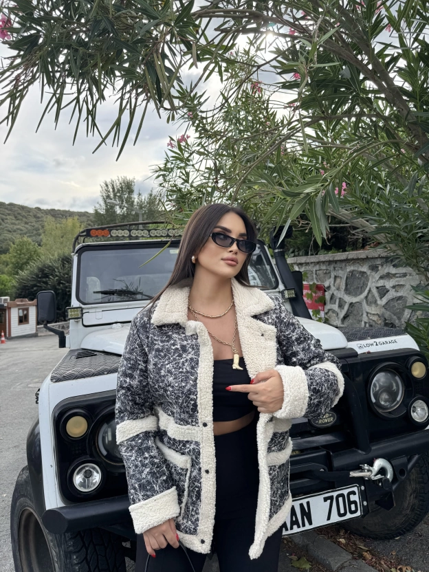 Krem Kürklü Oversize Mont