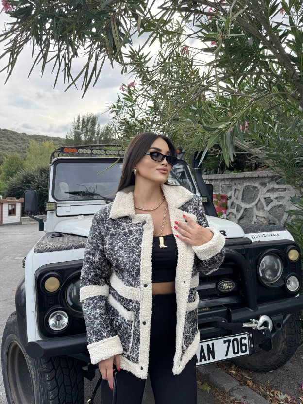 Krem Kürklü Oversize Mont
