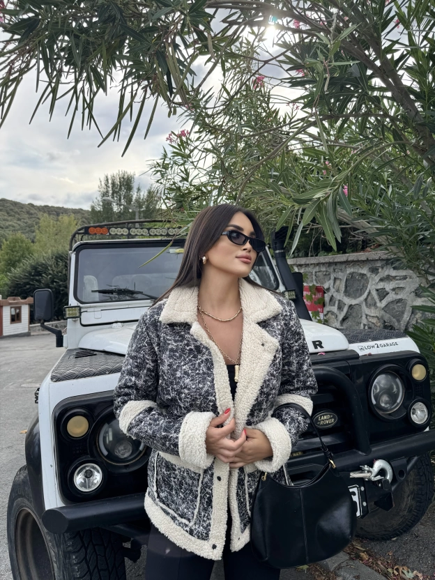 Krem Kürklü Oversize Mont