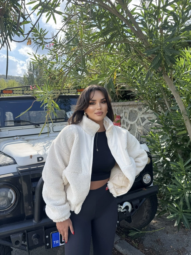 Bej Oversize Peluş Mont