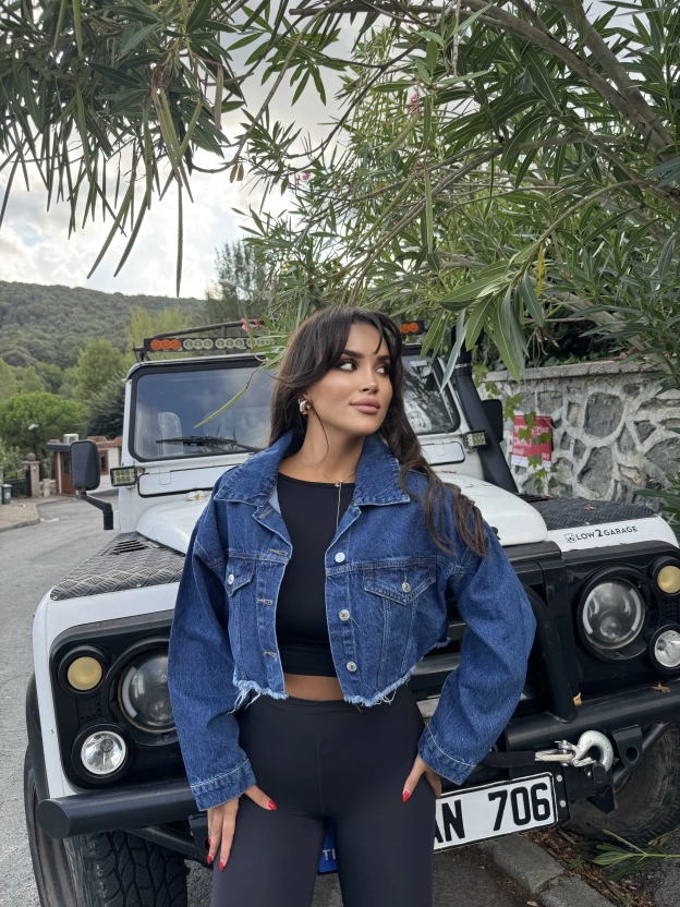 Mavi Crop Ceket