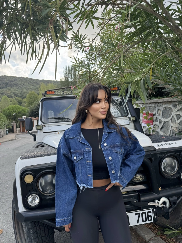 Mavi Crop Ceket