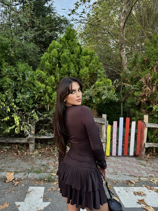 Kahverengi Bisiklet Yaka Fırfırlı Mini Elbise
