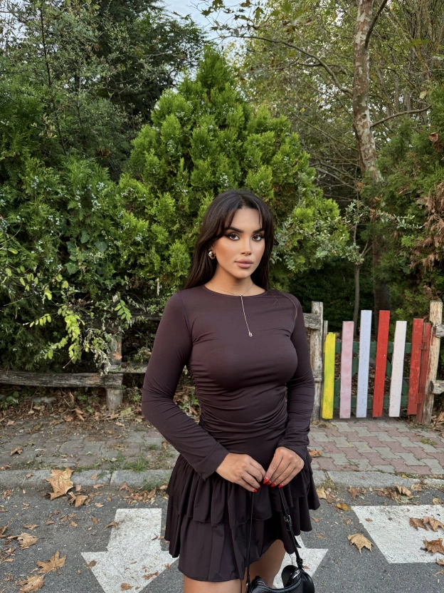 Kahverengi Bisiklet Yaka Fırfırlı Mini Elbise