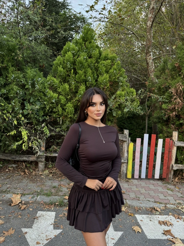 Kahverengi Bisiklet Yaka Fırfırlı Mini Elbise