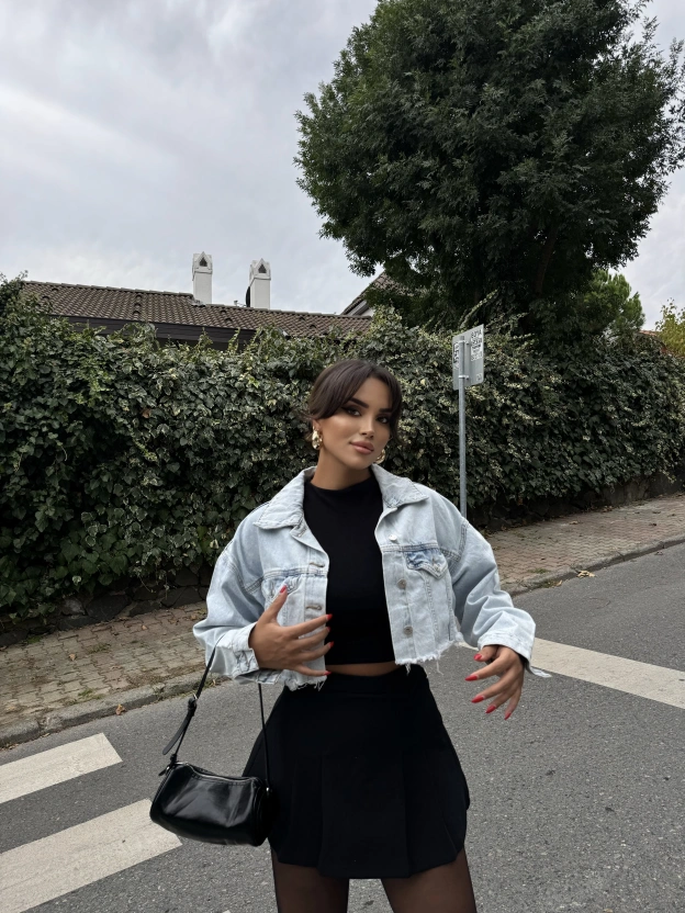 Buz Mavi Crop Ceket