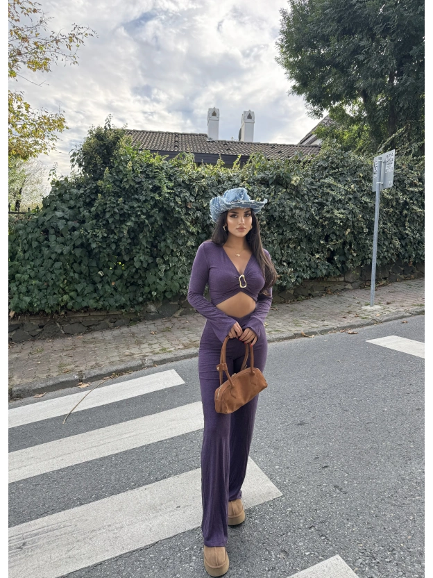 Mor Göğüs Tokalı Takım