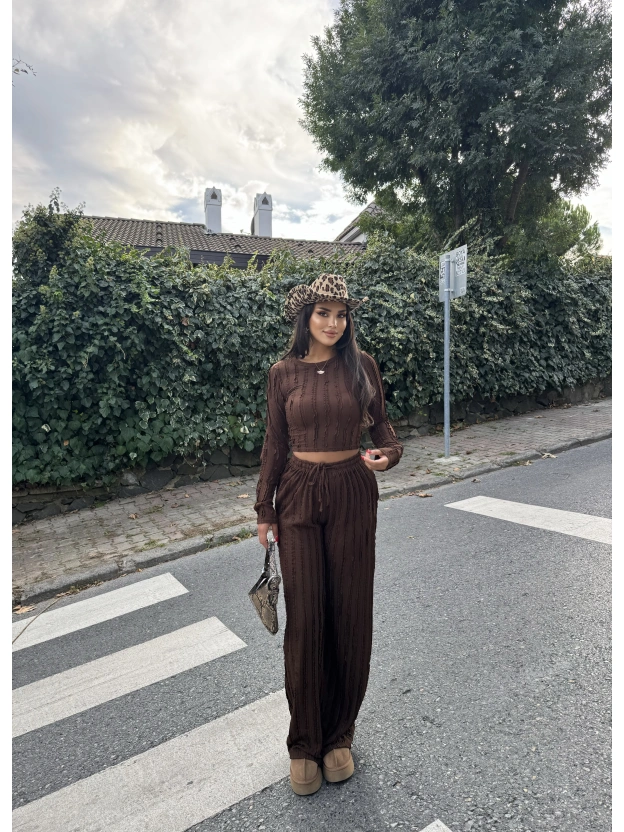 Kahverengi Dikiş Detay Alt Üst Takım