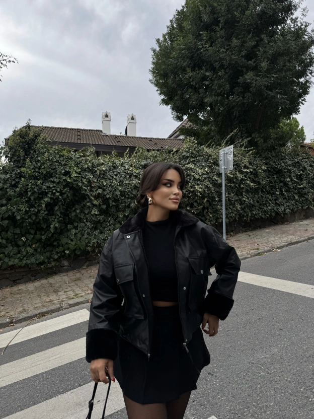 Siyah Deri Kürk Detay Ceket