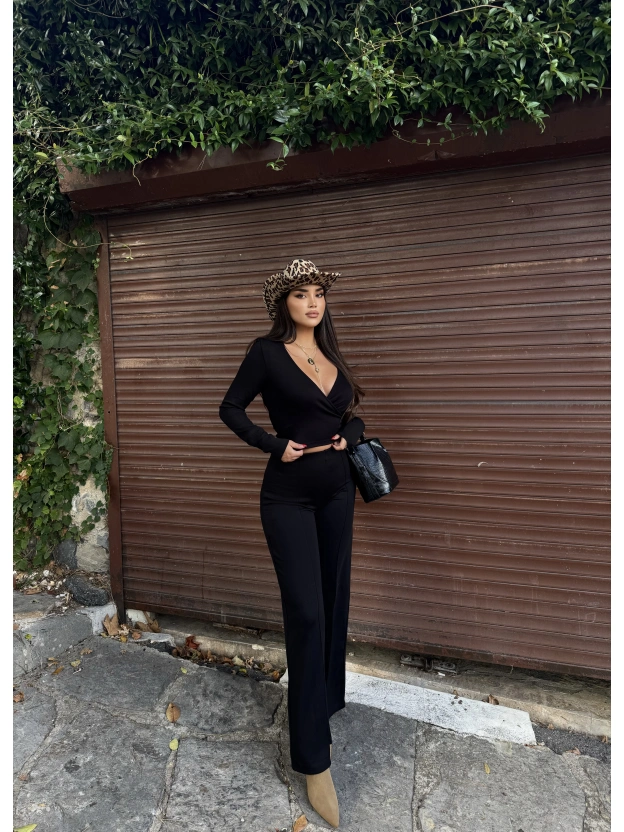 Siyah Modal Kruvaze Yaka Bağlamalı Takım