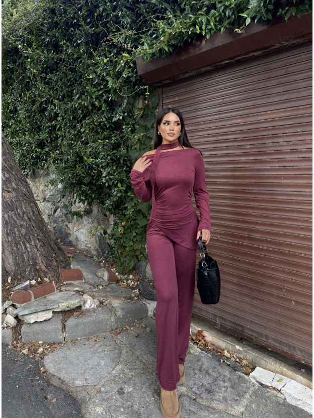 Bordo Fularlı Asimetrik İkili Takım