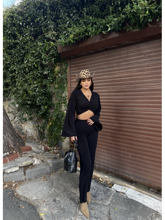 Siyah Burgu Detay İkili Takım